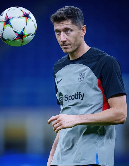 <a href='/news/tag/258.html' style='color: blue;'>巴萨</a>赛前伤病动态:<a href='/news/tag/693.html' style='color: blue;'>莱万</a><a href='/news/tag/1059387.html' style='color: blue;'>奥尔莫</a>回归,多人仍缺阵