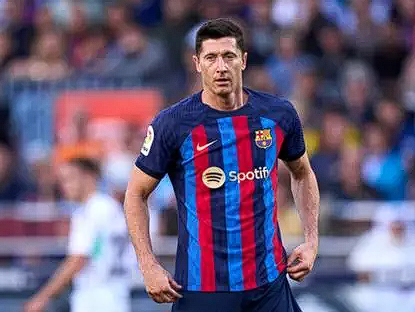 巴萨赛前伤病动态：莱万奥尔莫回归，多人仍缺阵