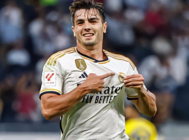 恩里克力挺迪亚斯：理性看待勺子点球之失