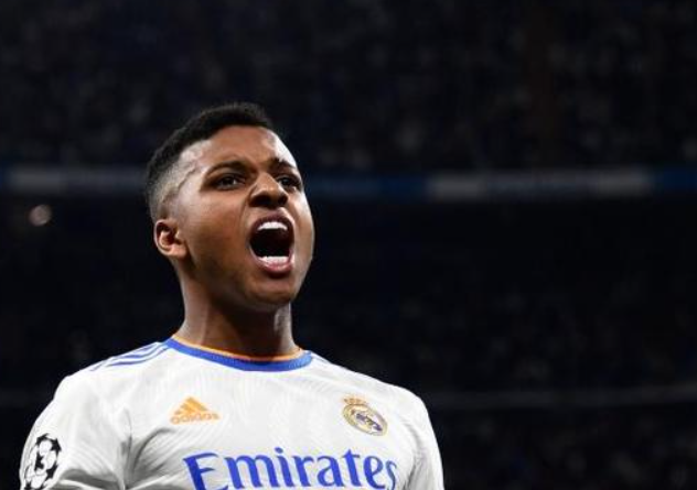 <a href='/news/tag/1077192' style='color: blue;'>罗德里戈</a>伤退引发巴西队阵容调整，安切洛蒂面临多线抉择